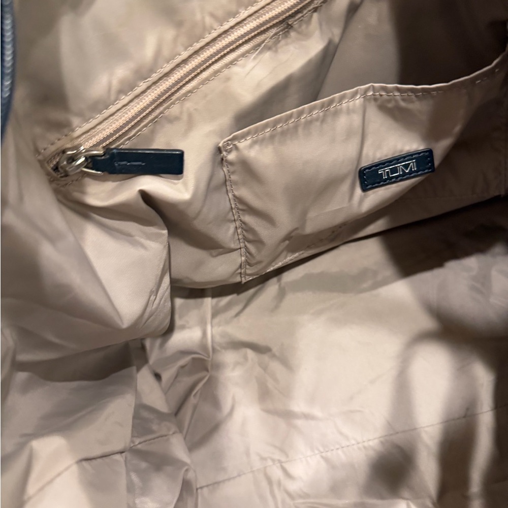Tumi Dark Blue Tote Bag - Picture 10 of 11